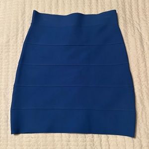 Bcbgmaxazria skirt S